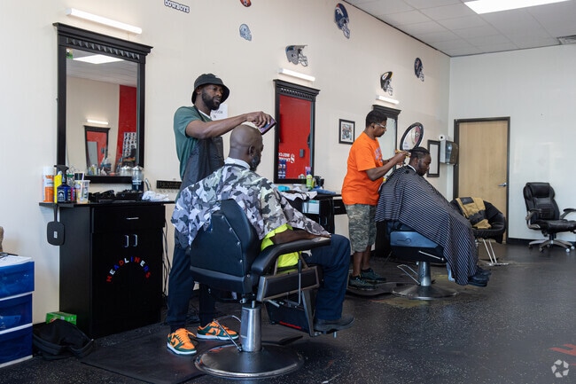 Get a fresh haircut at Headliners near Liberty City.