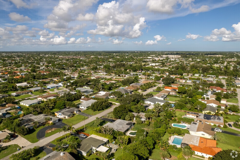 Neighborhood_Lake Clarke Shores_V1_120623