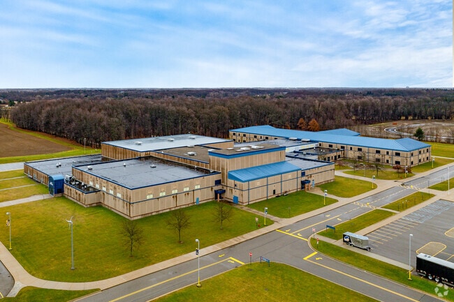 DeWitt High School has good teachers, holding a B rating on Niche.