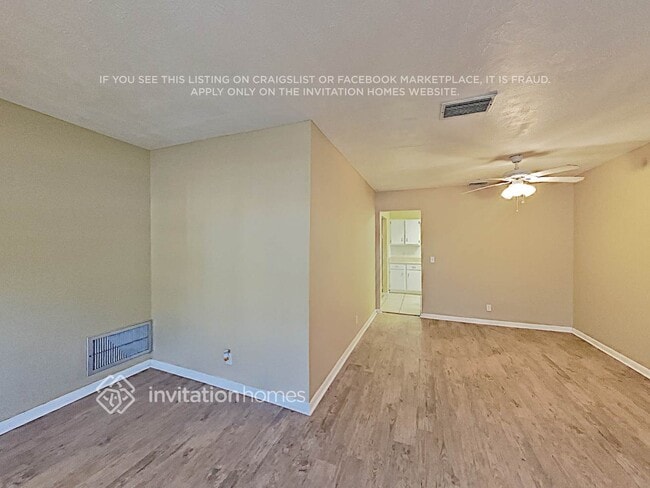 12718 Sebring Blvd, Tampa, FL 33618 - photo 4