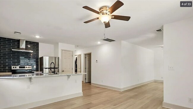 1714 Le Grand St unit Top Unit, Savannah, GA 31401 - photo 7