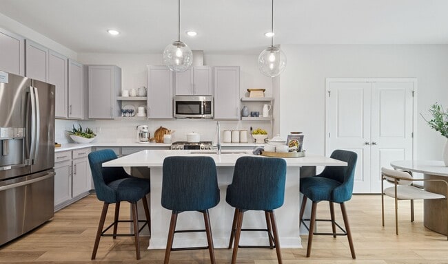 31 Butternut Dr, Berlin, NJ 08009 - photo 4