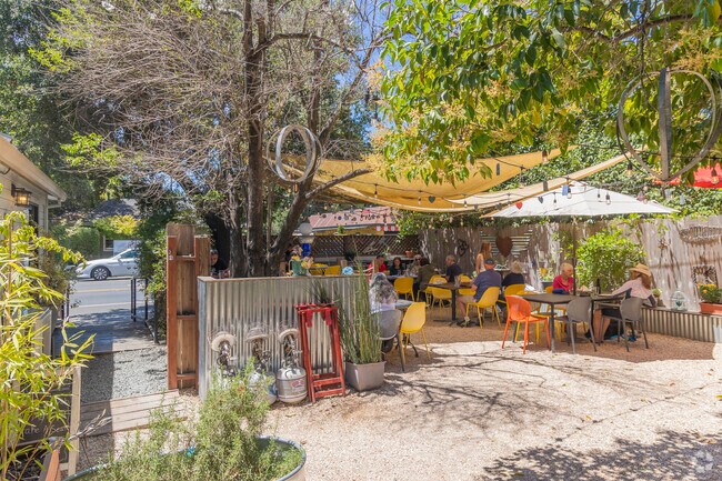 Spread Kitchen is a fantastic Lebanese food restaurant in downtown Boyes Hot Springs.