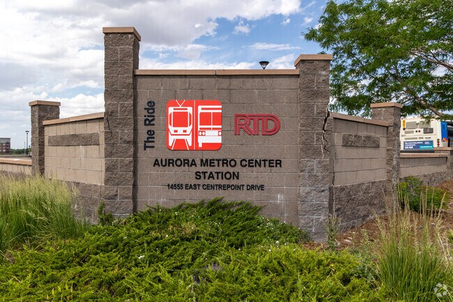 Centre Pointe residents have easy access to public transportation.