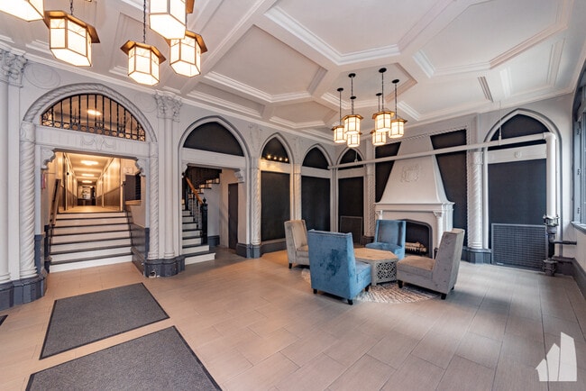 505 W Belmont Ave unit 2J, Chicago, IL 60657 - photo 3