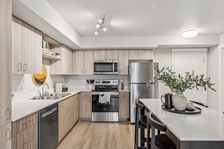 12337 120th Ave NE, Kirkland, WA 98034