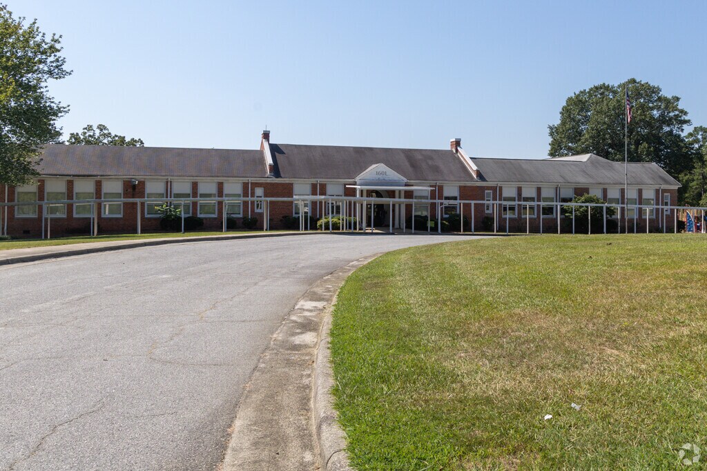 A public school near greensboro. Clara J Peck Elementary School