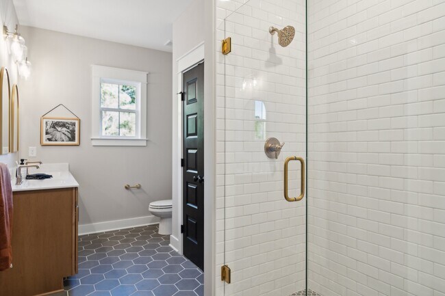 16200 Chiswell Ln unit 37270394, Beaverdam, VA 23015 - photo 6