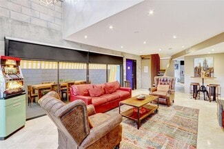 322 Hendricks Island, Fort Lauderdale, FL 33301