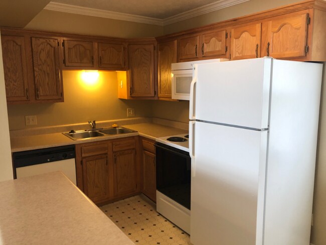 2305 Adams Ave unit 23, Huntington, WV 25704 - photo 3