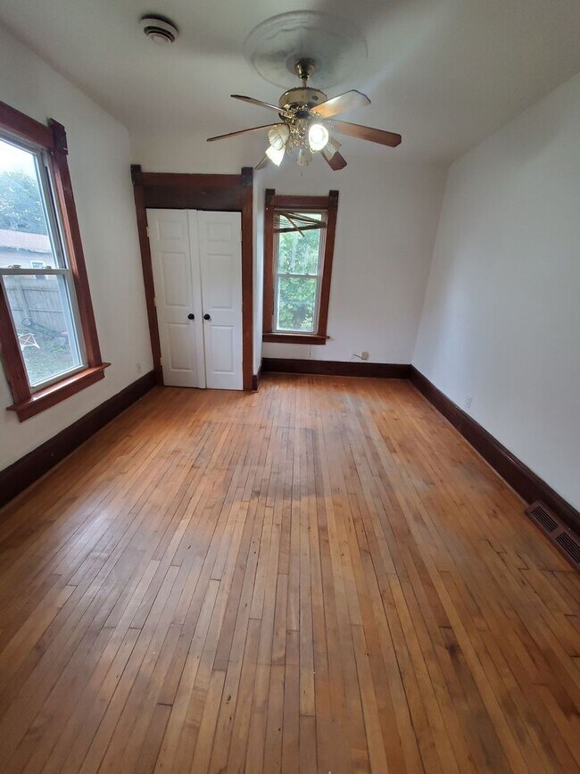 732-736-736 S 24th St Unit 734A, Milwaukee, WI 53204