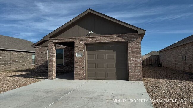 2412 N Ave O, Lubbock, TX 79403 - photo 2