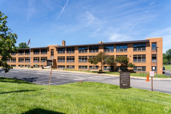 Students in grades K-5 attend Kratz Elementary School.