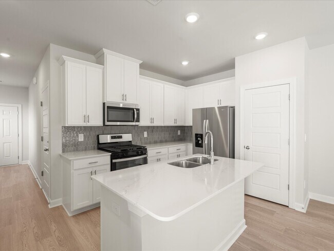 847 Ernest Ln, Lyman, SC 29365 - photo 7