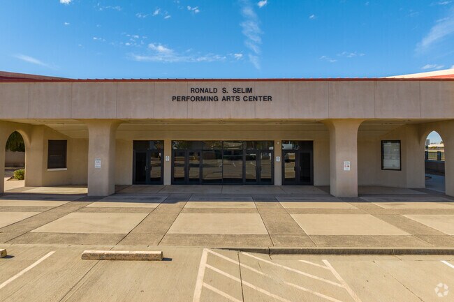 Education meets opportunity at Peoria High School in the heart of Glendale.
