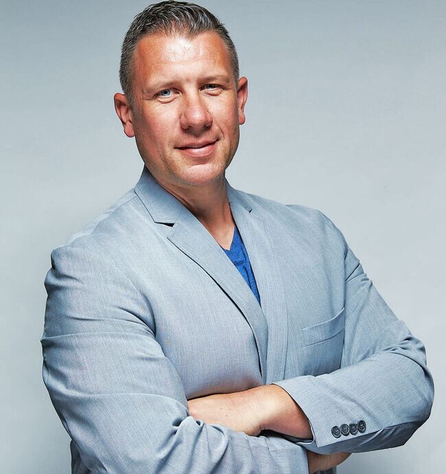 Agent Photo