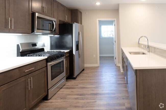 The View At Mine Hill, Mine Hill, NJ 07803 - photo 7