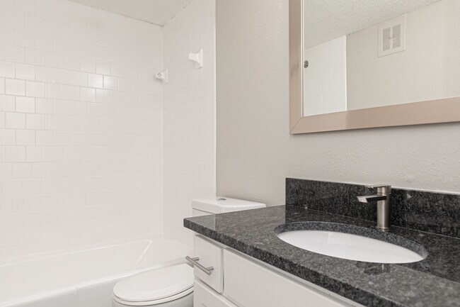 Monarch Villas, Atlanta, GA 30342 - photo 6