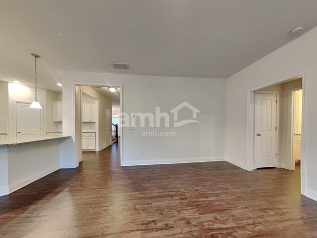 1682 Weatherbrook Cir, Lawrenceville, GA 30043 - photo 6