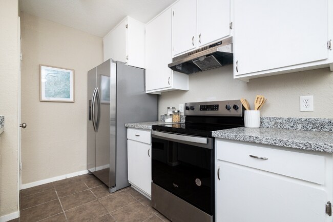 1517 Nogales St unit 1527 B, Sacramento, CA 95838 - photo 3