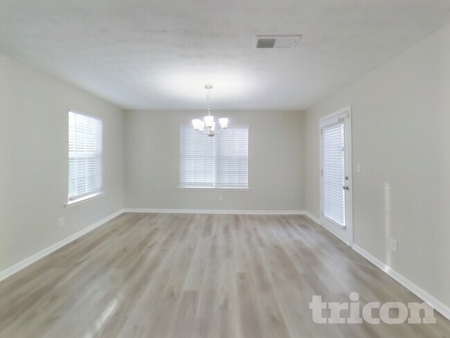 133 Rolling Meadows Ct, Hampton, GA 30228 - photo 6