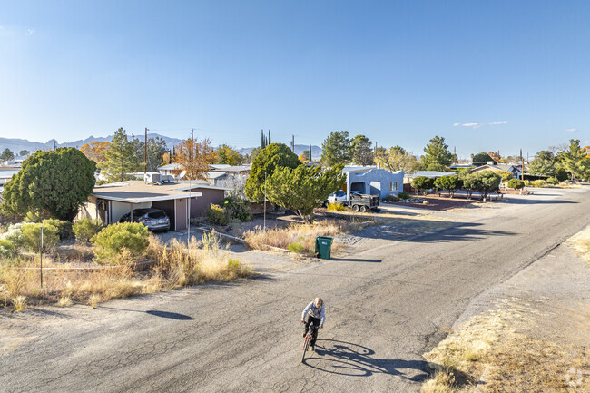 The Sunsites locals are usually active outdoors, riding bikes or golf carts.