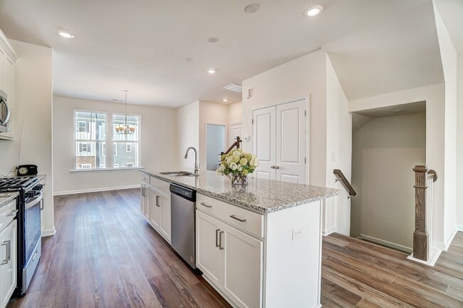 719 Parc Townes Dr unit 46, Wendell, NC 27591 - photo 4