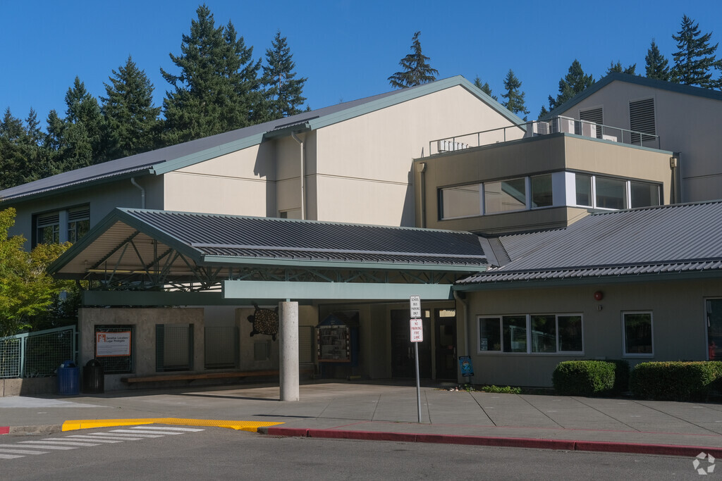 Welcome to Chautauqua Elementary School in Vashon Island.