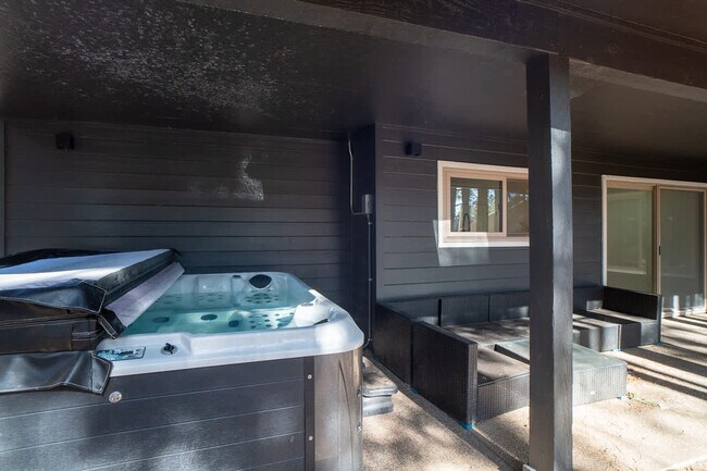 4530 E Red Fox Ln unit ID1369224P, Flagstaff, AZ 86004 - photo 5