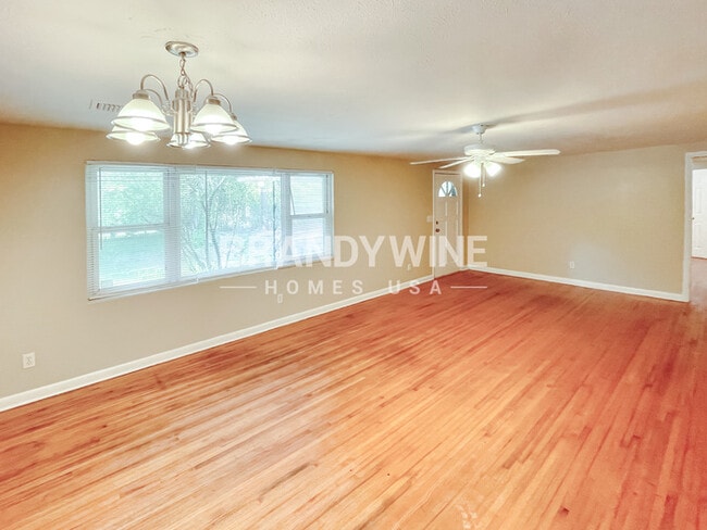 1001 Fields Rd, Jacksonville, FL 32218 - photo 3