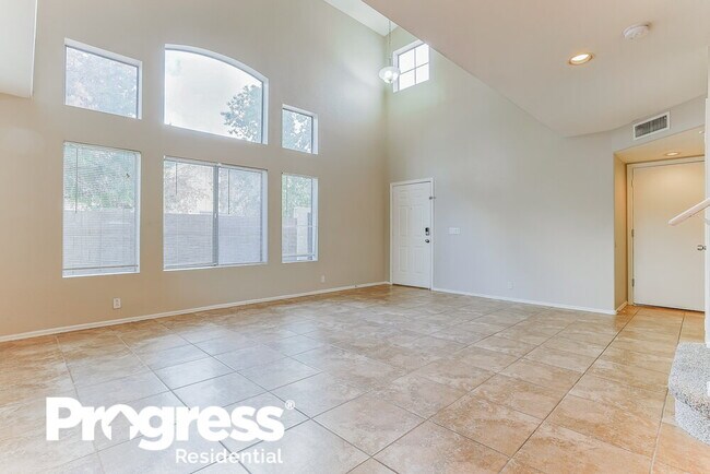 250 W Juniper Ave, Gilbert, AZ 85233 - photo 4