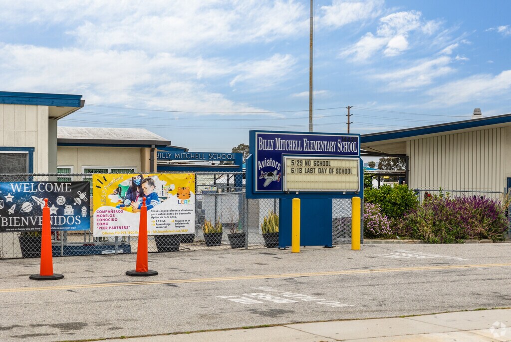 Billy Mitchell Elementary School, Rankings & Reviews