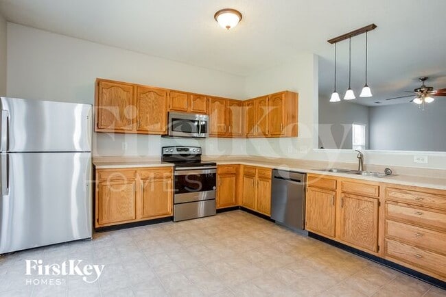 15541 Outside Trail, Noblesville, IN 46060 - photo 5