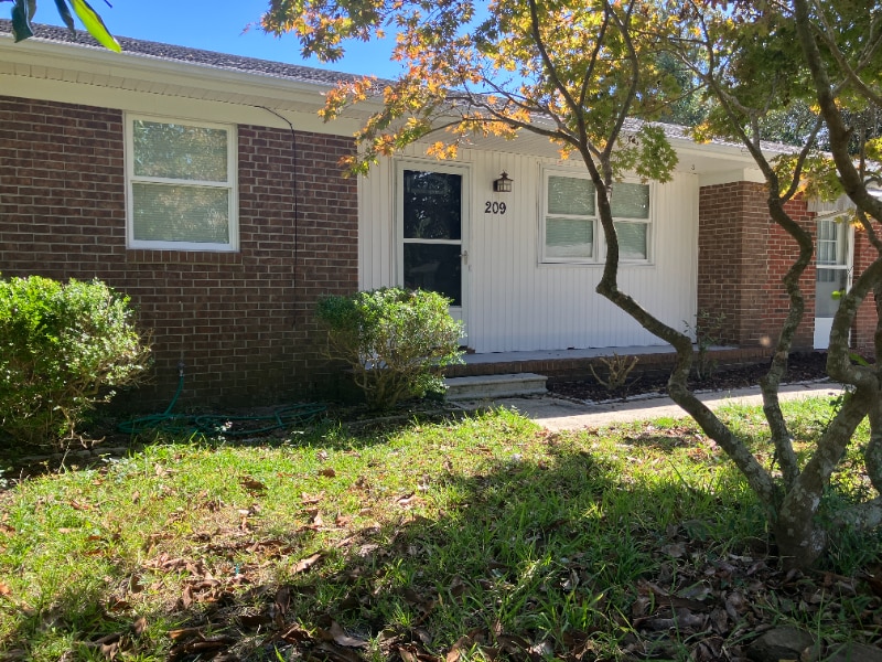 209 Antoinette Dr, Wilmington, NC 28412 - photo 1