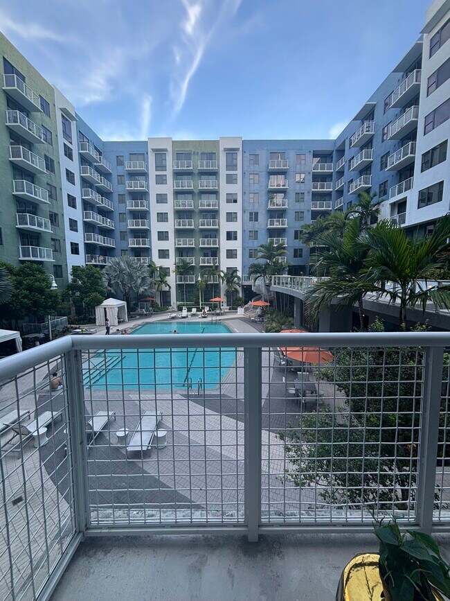 2051 NE 167th St unit A2, North Miami Beach, FL 33162 - photo 6