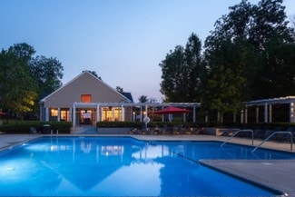 10 Town Place, Middletown, CT 06457