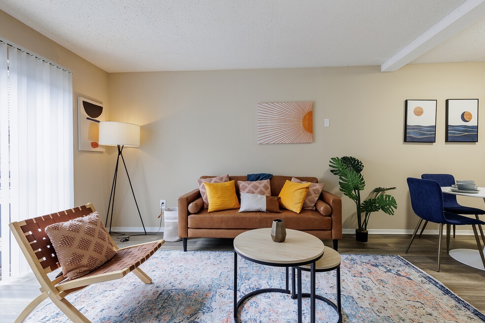 ReNew on Ridgewood Apartments