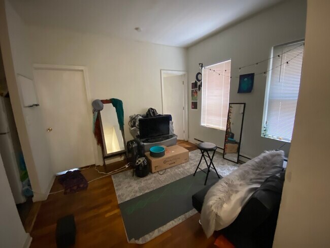 35 Chiswick Rd unit 1, Brighton, MA 02135 - photo 3