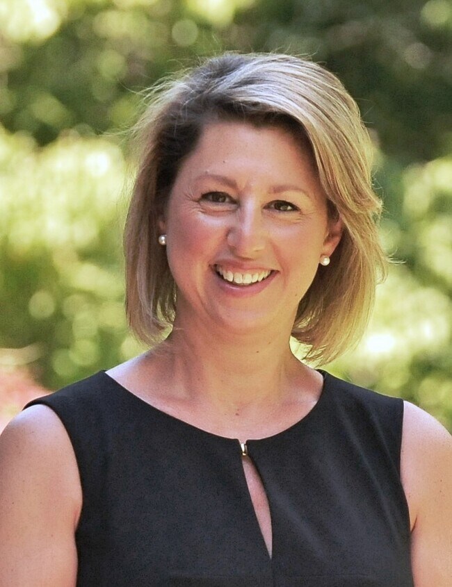Victoria Clark