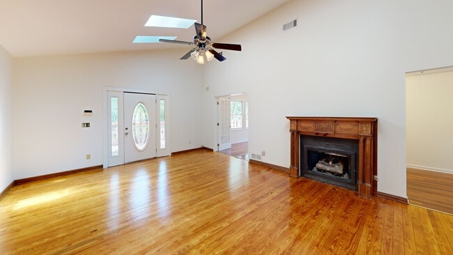 1070 Colquitt Ave NE, Atlanta, GA 30307 - photo 2
