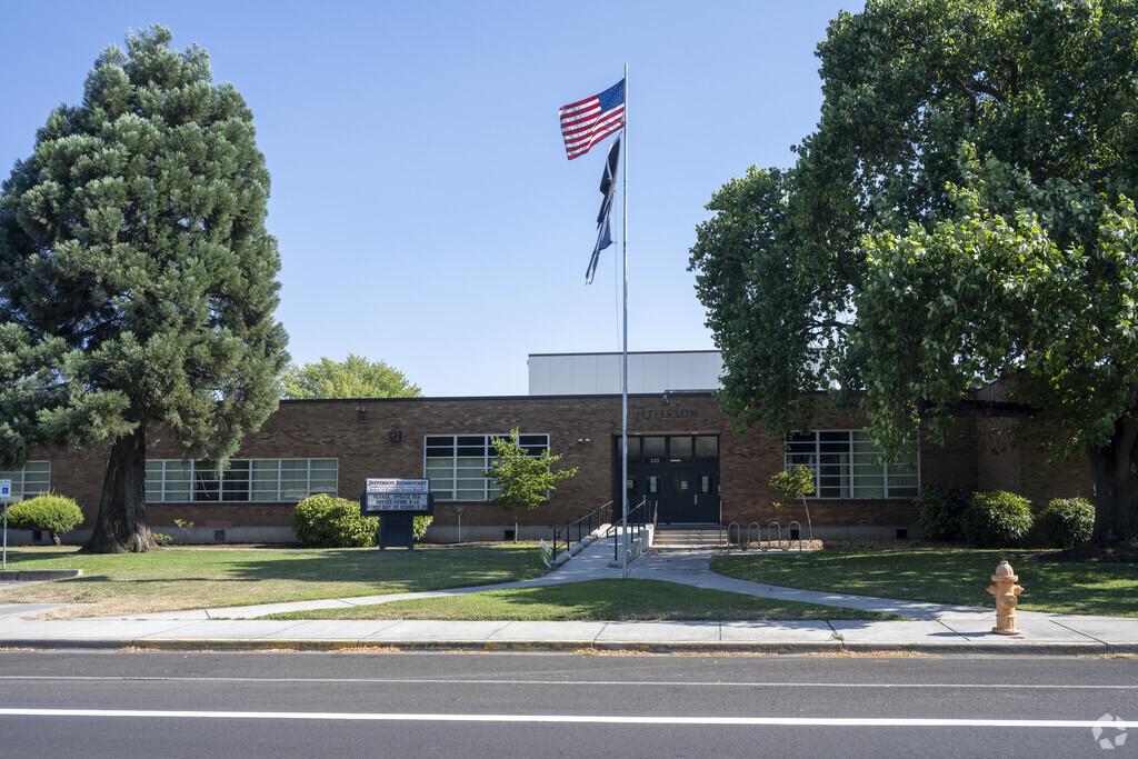 Jefferson Elementary School support students in the Medford area.