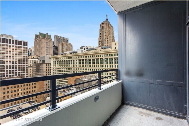 235 W Van Buren St unit 2421, Chicago, IL 60607 - photo 5
