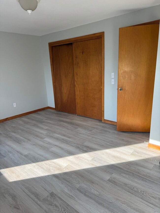 410 Farmington Ave, New Britain, CT 06053 - photo 2