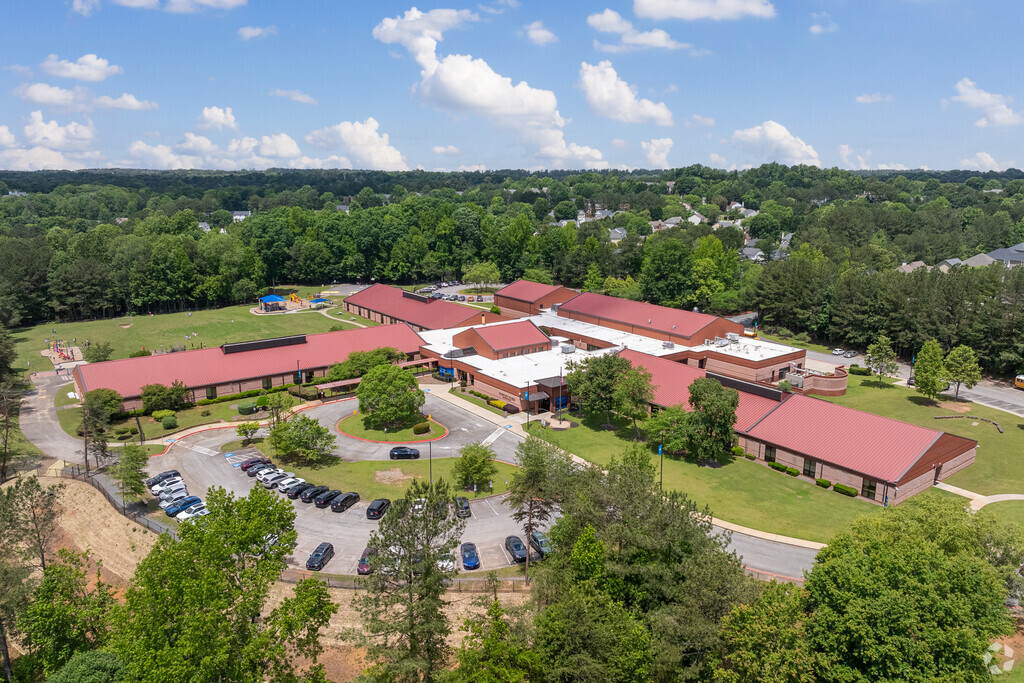 Findley Oaks Elementary School is a rich and diverse place for students to learn.