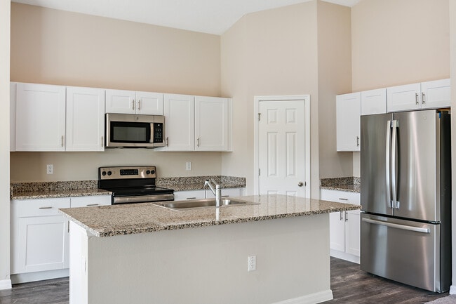 3923 Altitude Run, Davenport, FL 33837 - photo 6