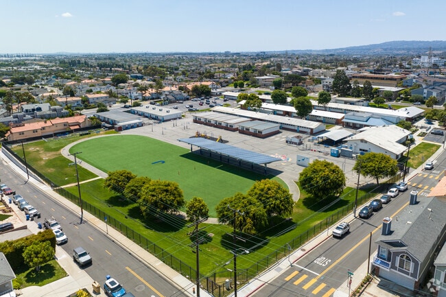 View Jefferson Elementary School from above in Redondo Beach, CA.