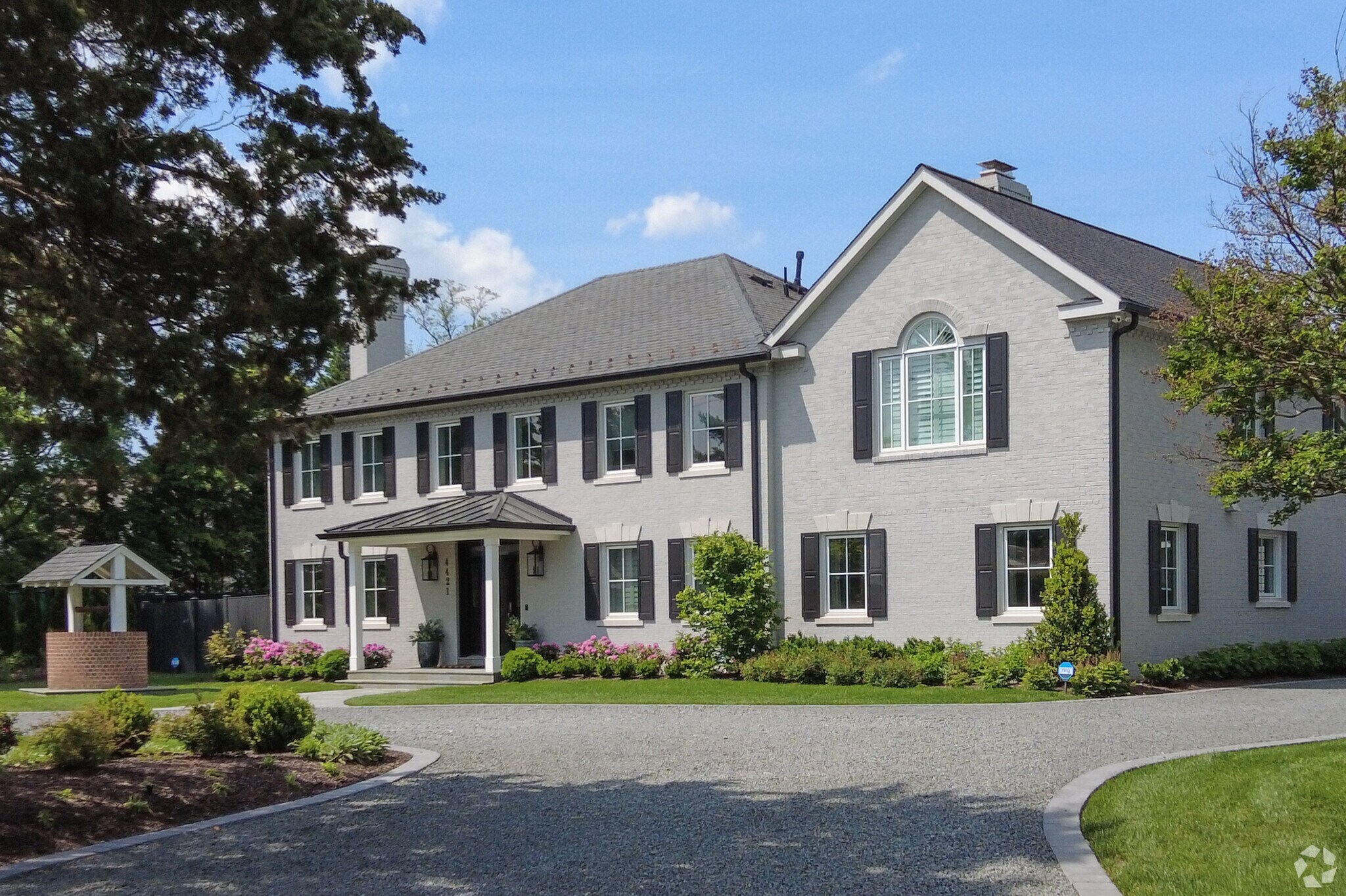 Alexandria was founded in the 1700s, but Seminary Hill homes were typically built after the ‘50s