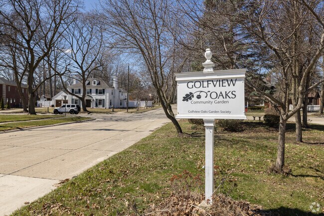 Golfcrest residents can visit the Community Gardens.