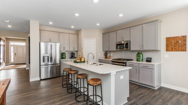 9337 Harston St, McCordsville, IN 46055 - photo 2