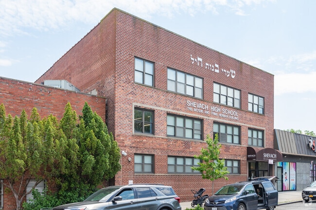 Shevach High School is an above average private school located in Flushing, NY.